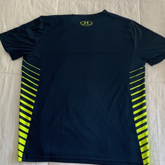 Under Armour Boys active wear t-shirt - Picture 3 of 7